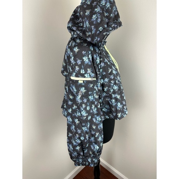 NWOT Free People Movement "Break My Heart" Jacket size XS - Picture 5 of 9